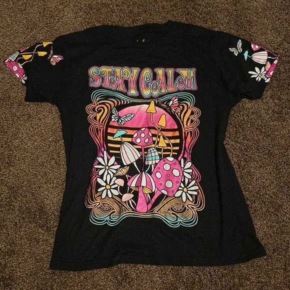 “Stay Calm” Hippie Shirt - Picture 1 of 3